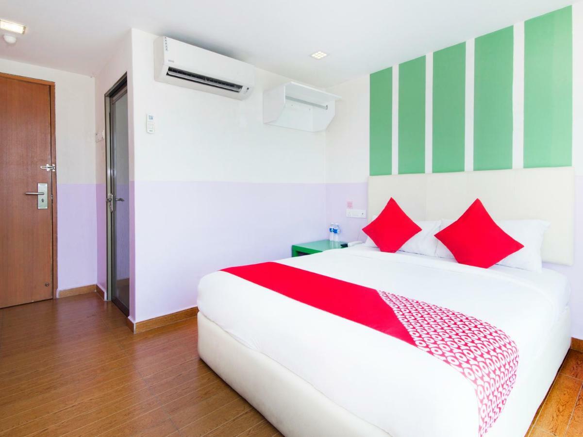 OYO 419 City Boutique Hotel Bangi Extérieur photo