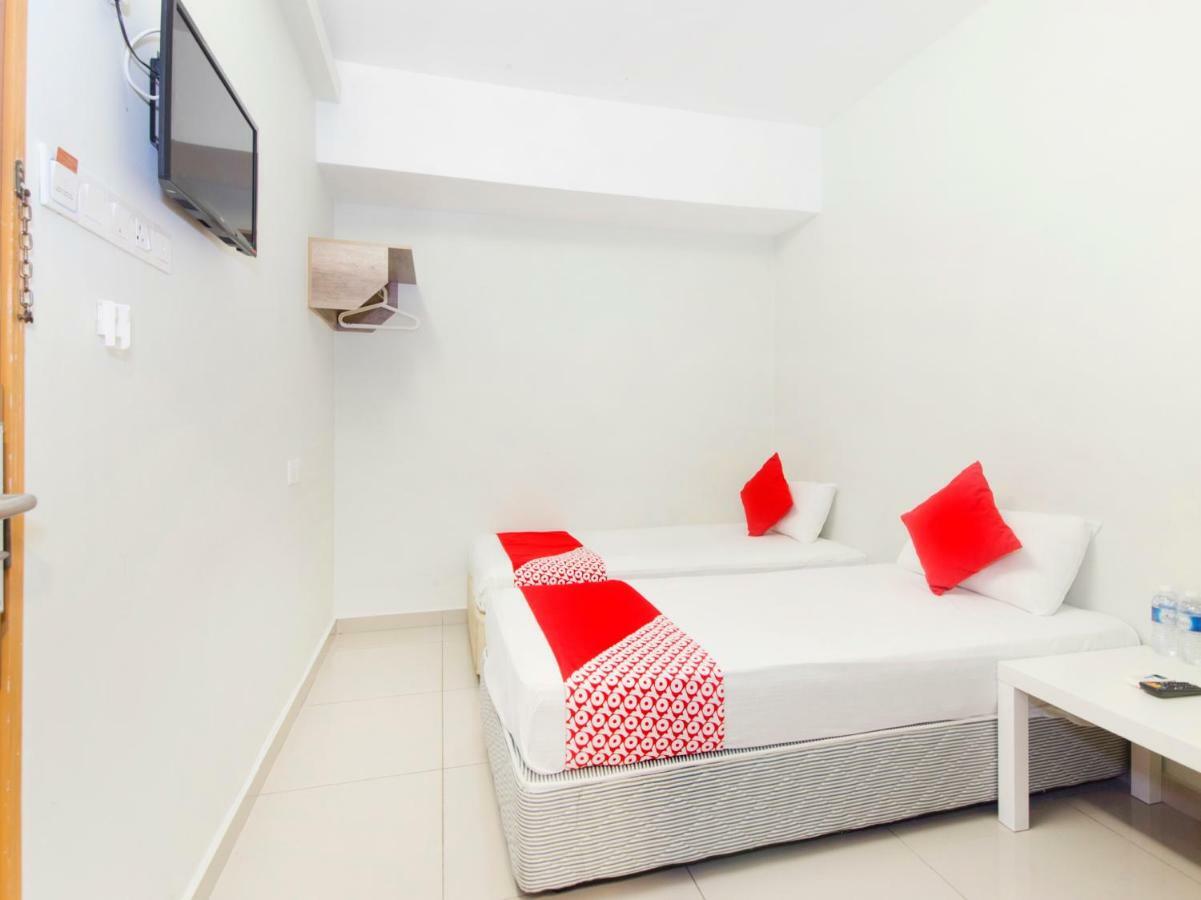 OYO 419 City Boutique Hotel Bangi Extérieur photo