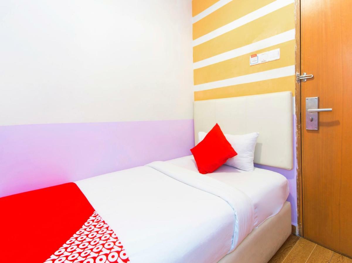 OYO 419 City Boutique Hotel Bangi Extérieur photo